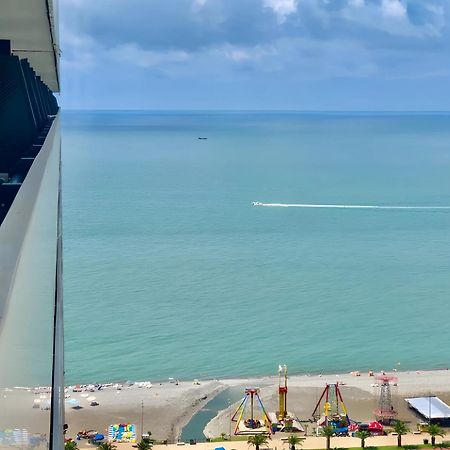 Luxury Orbi City Sea View Aparthotel Батумі Екстер'єр фото
