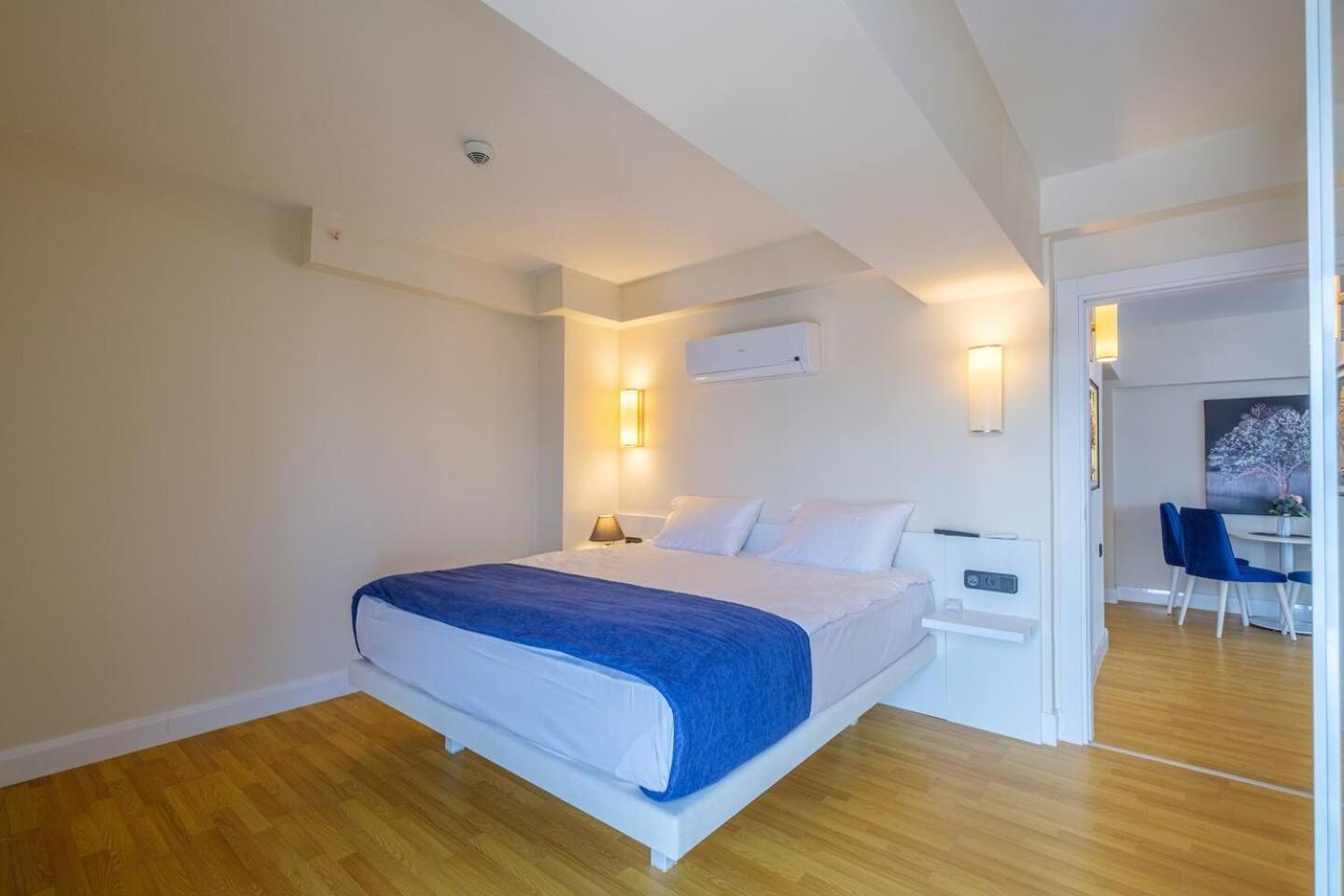 Luxury Orbi City Sea View Aparthotel Батумі Екстер'єр фото