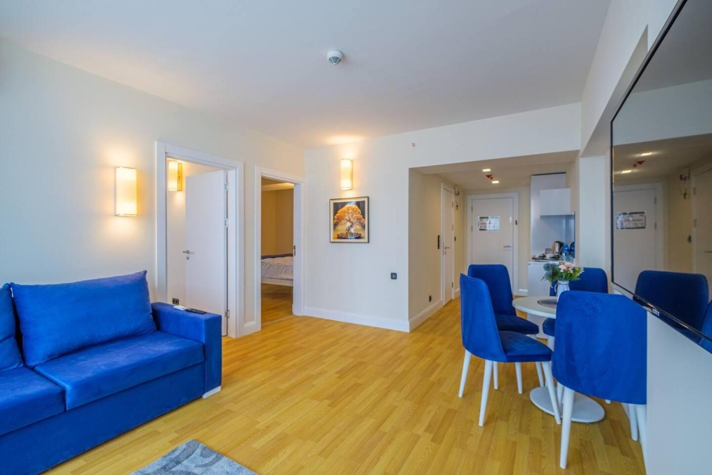 Luxury Orbi City Sea View Aparthotel Батумі Екстер'єр фото