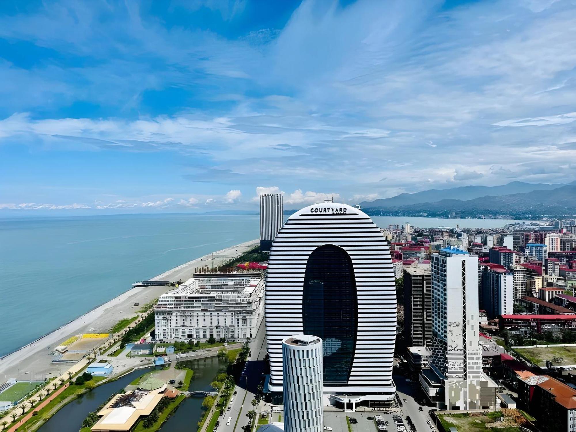 Luxury Orbi City Sea View Aparthotel Батумі Екстер'єр фото