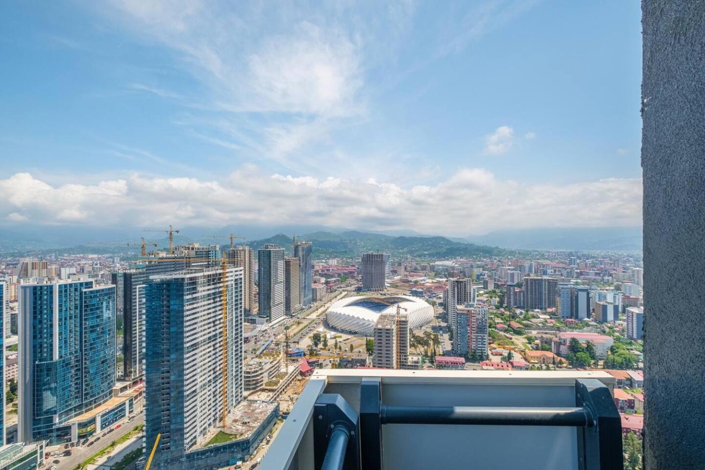 Luxury Orbi City Sea View Aparthotel Батумі Екстер'єр фото